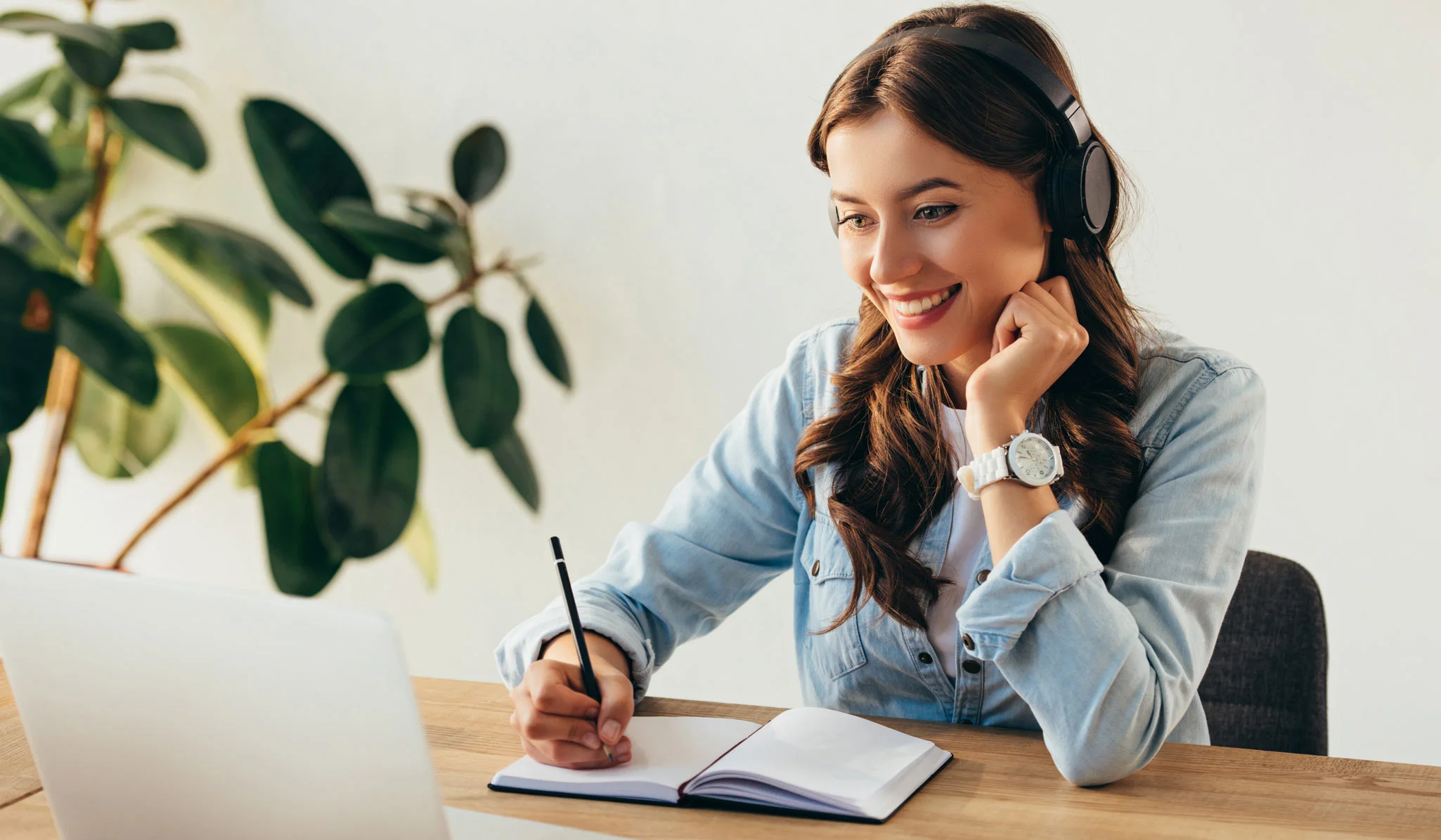 CX LESSONS FROM THE THIRD SECTOR